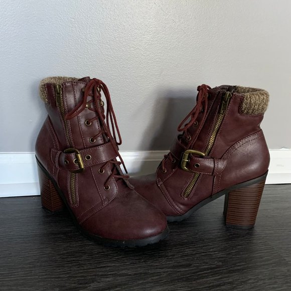Shoes - Shoedazzle Maroon high heel boots with buckle.
